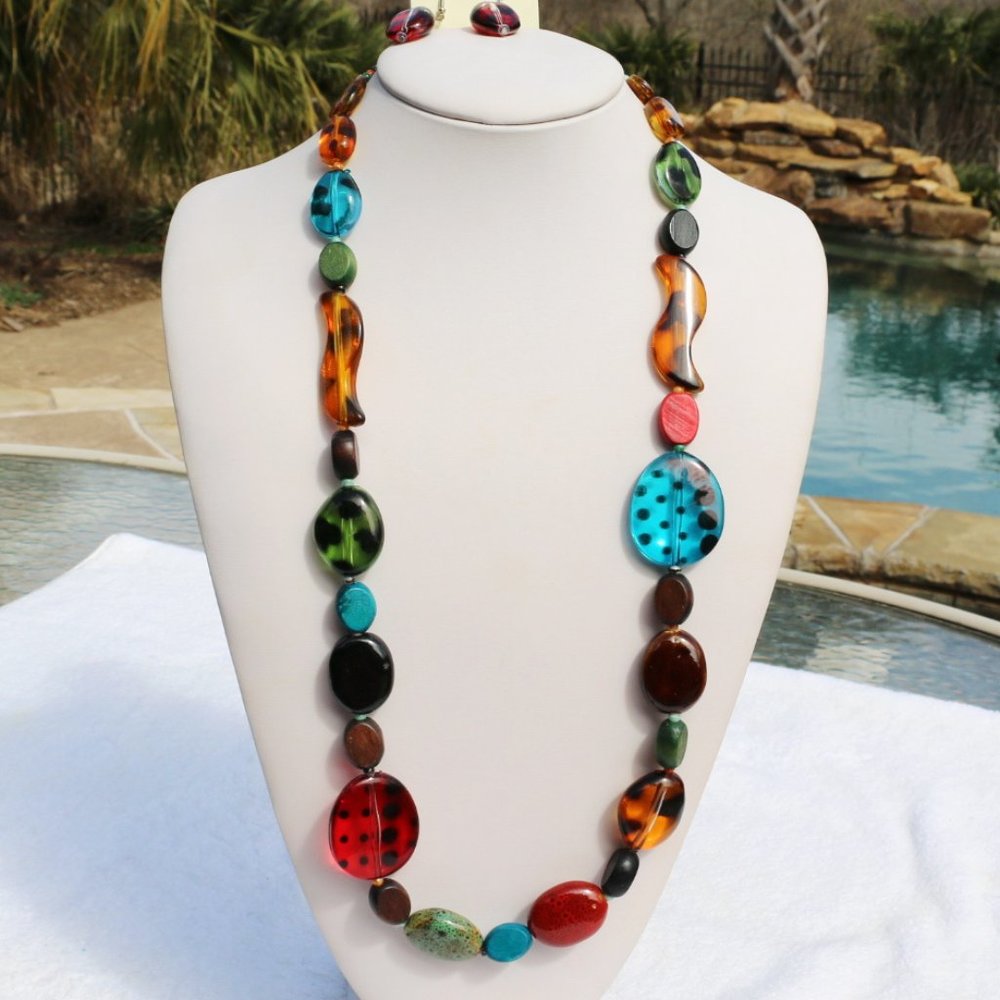 Long Boho Necklace Chunky Lucite Statement Set NWT
